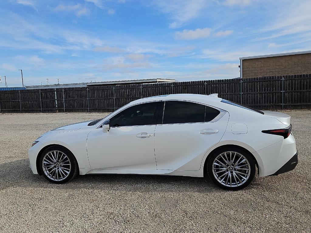 Lexus IS 300 2024