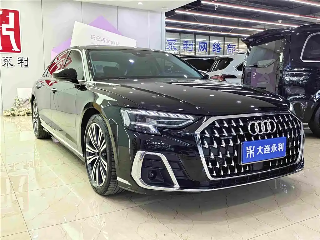 Audi A8 2023