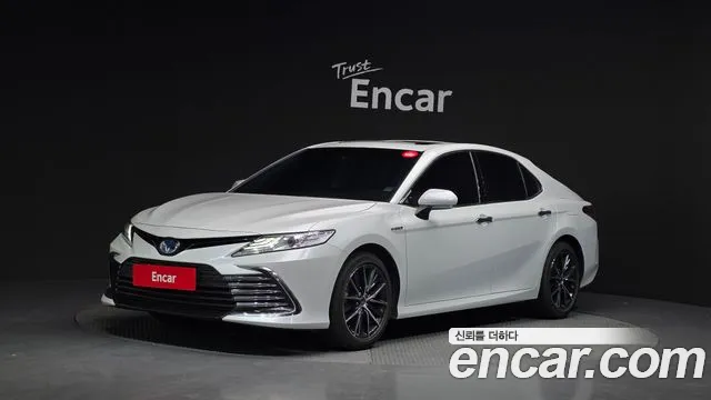 Toyota Camry 2023