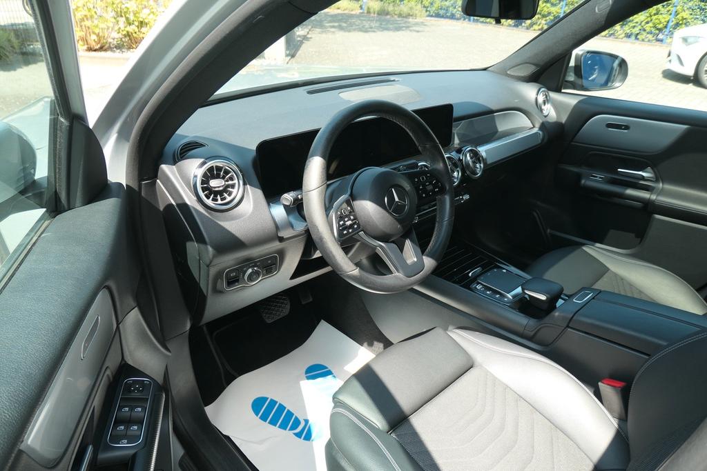 Mercedes-Benz GLB 220 2022