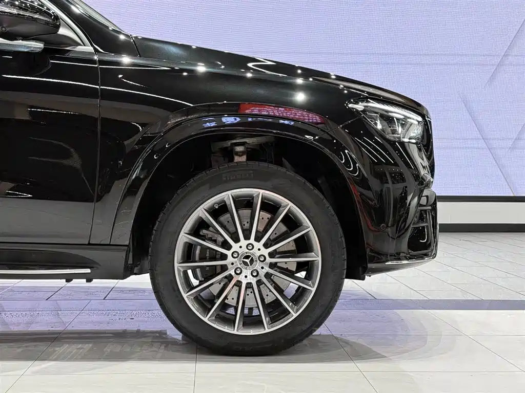 Mercedes-Benz GLE 2025