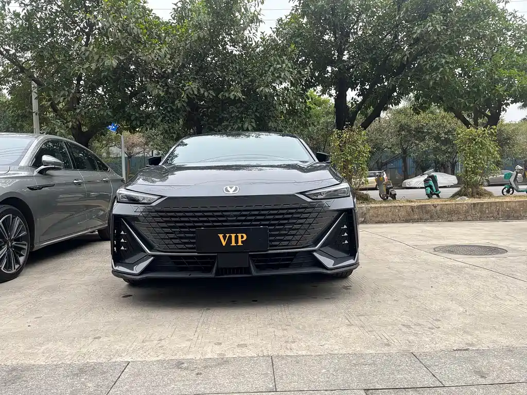 Changan UNI-V 2022