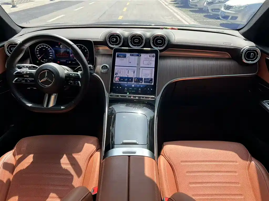 Mercedes-Benz GLC 2024
