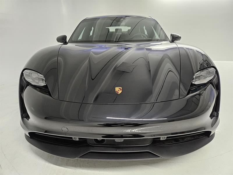 Porsche Taycan 2024