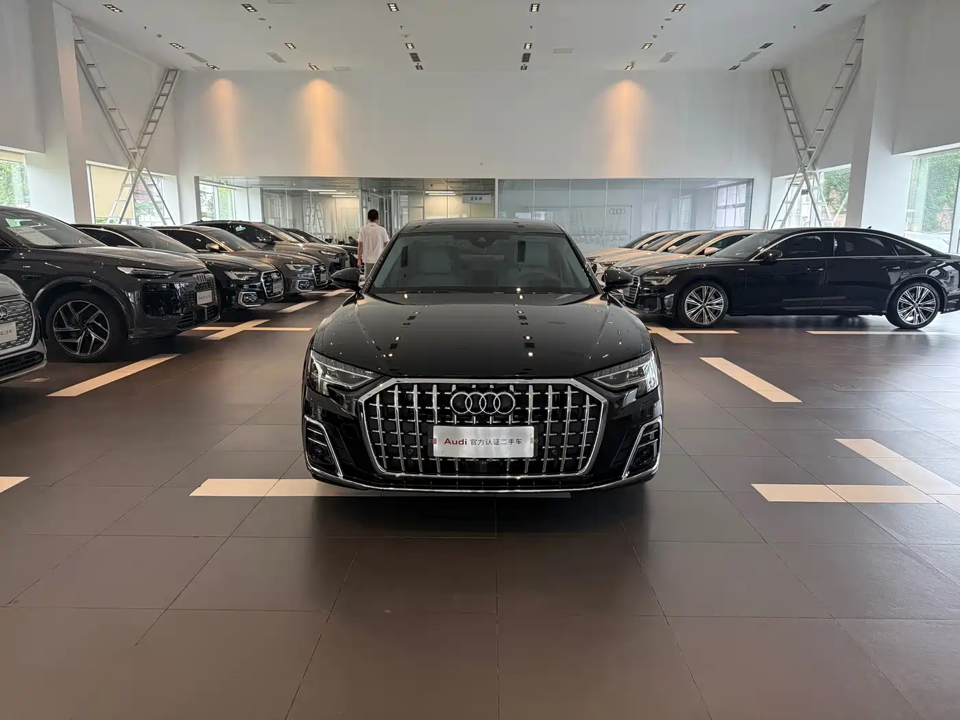 Audi A8 2023