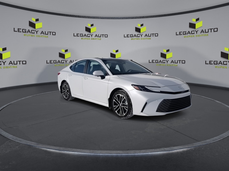 Toyota Camry 2025