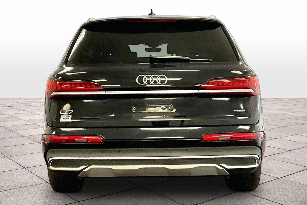 Audi Q7 2021