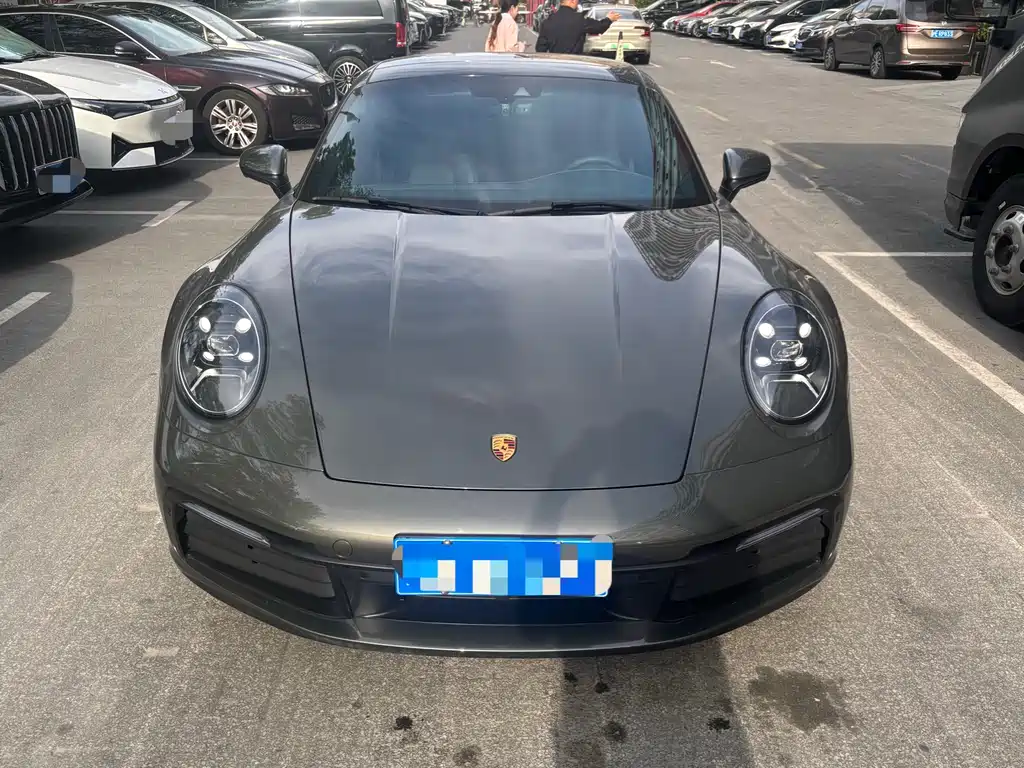 Porsche 911 2021