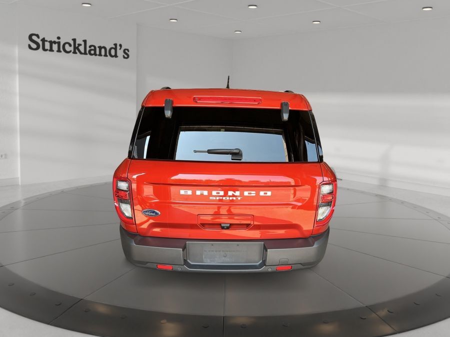 Ford Bronco 2022