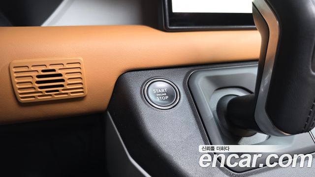 Land Rover Defender 2022