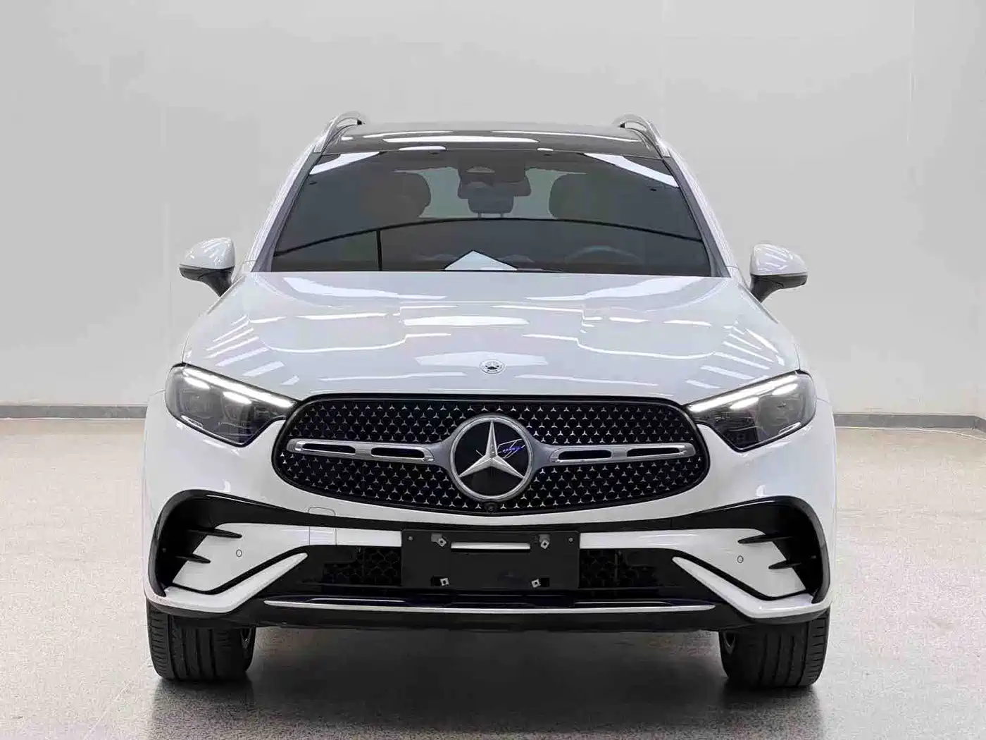 Mercedes-Benz GLC 2023