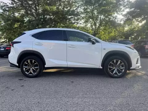 Lexus NX 2021