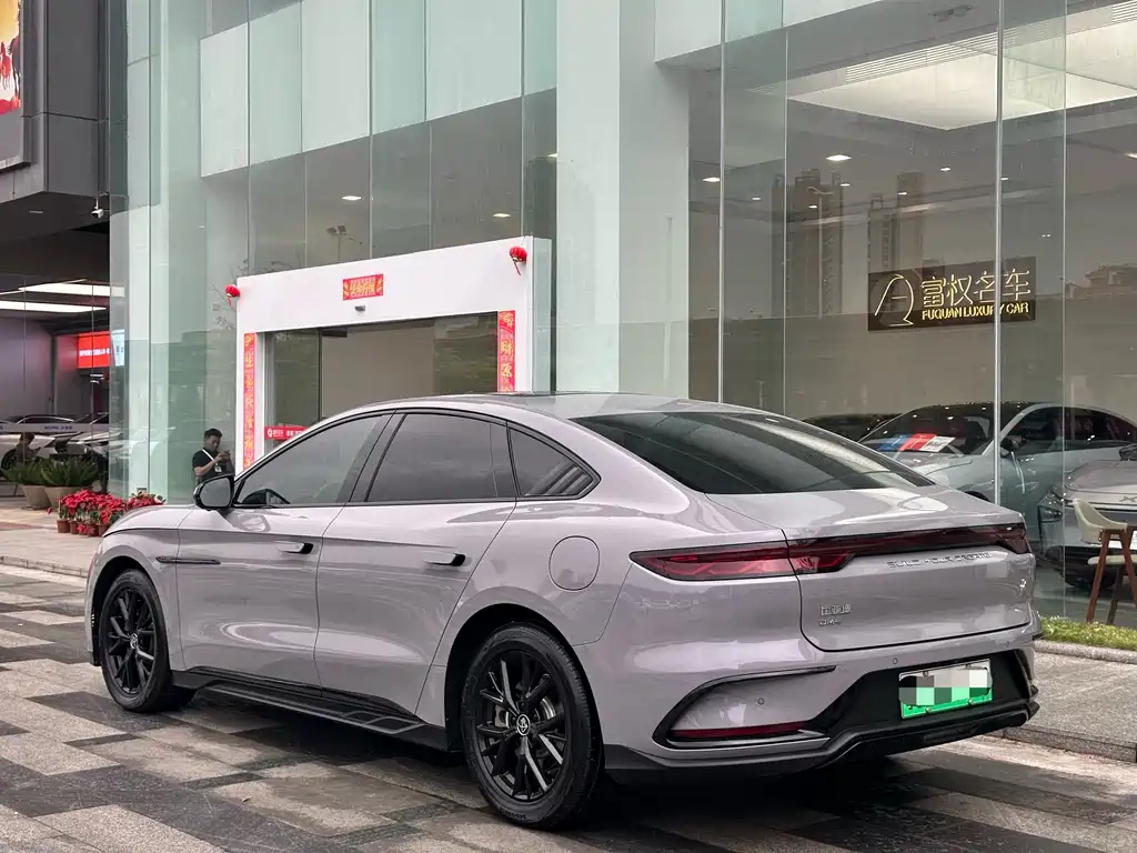 BYD Han 2025