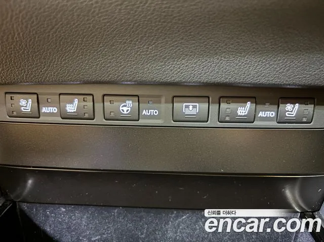 Lexus ES 2022