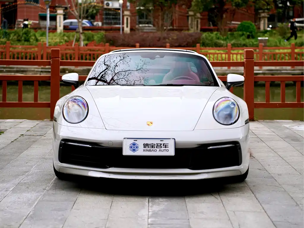 Porsche 911 2021
