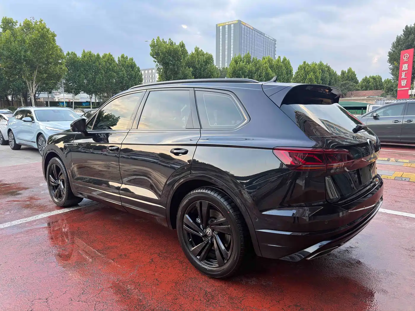 Volkswagen Touareg 2024