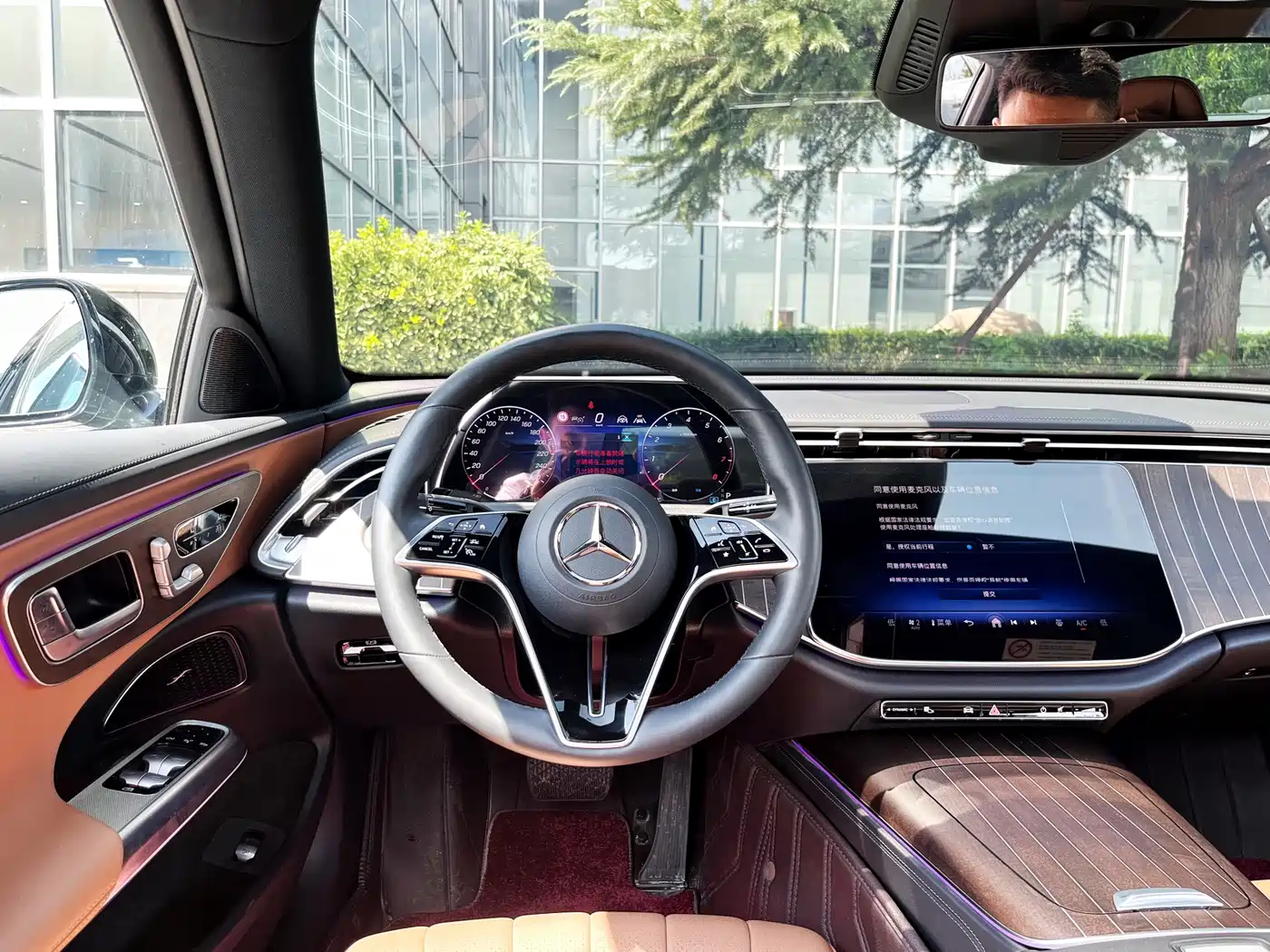 Mercedes-Benz E-Класс 2024