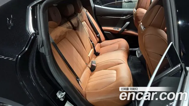 Maserati Ghibli 2022