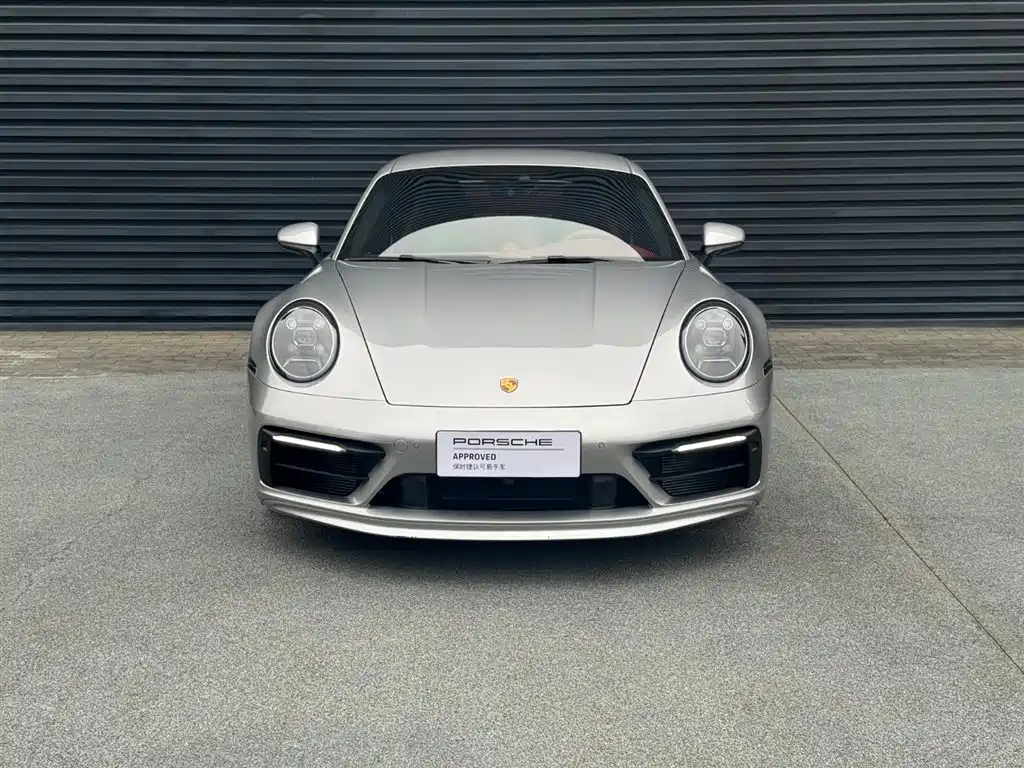Porsche 911 2024
