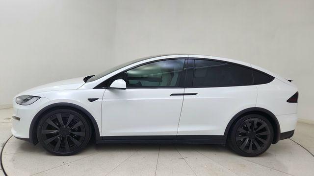 Tesla Model X 2022