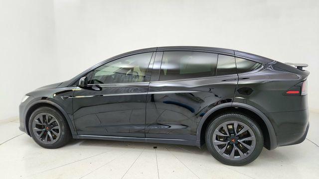 Tesla Model X 2023