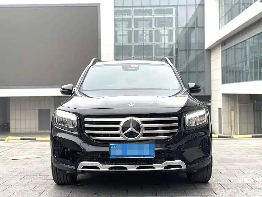 Mercedes-Benz GLB 2024