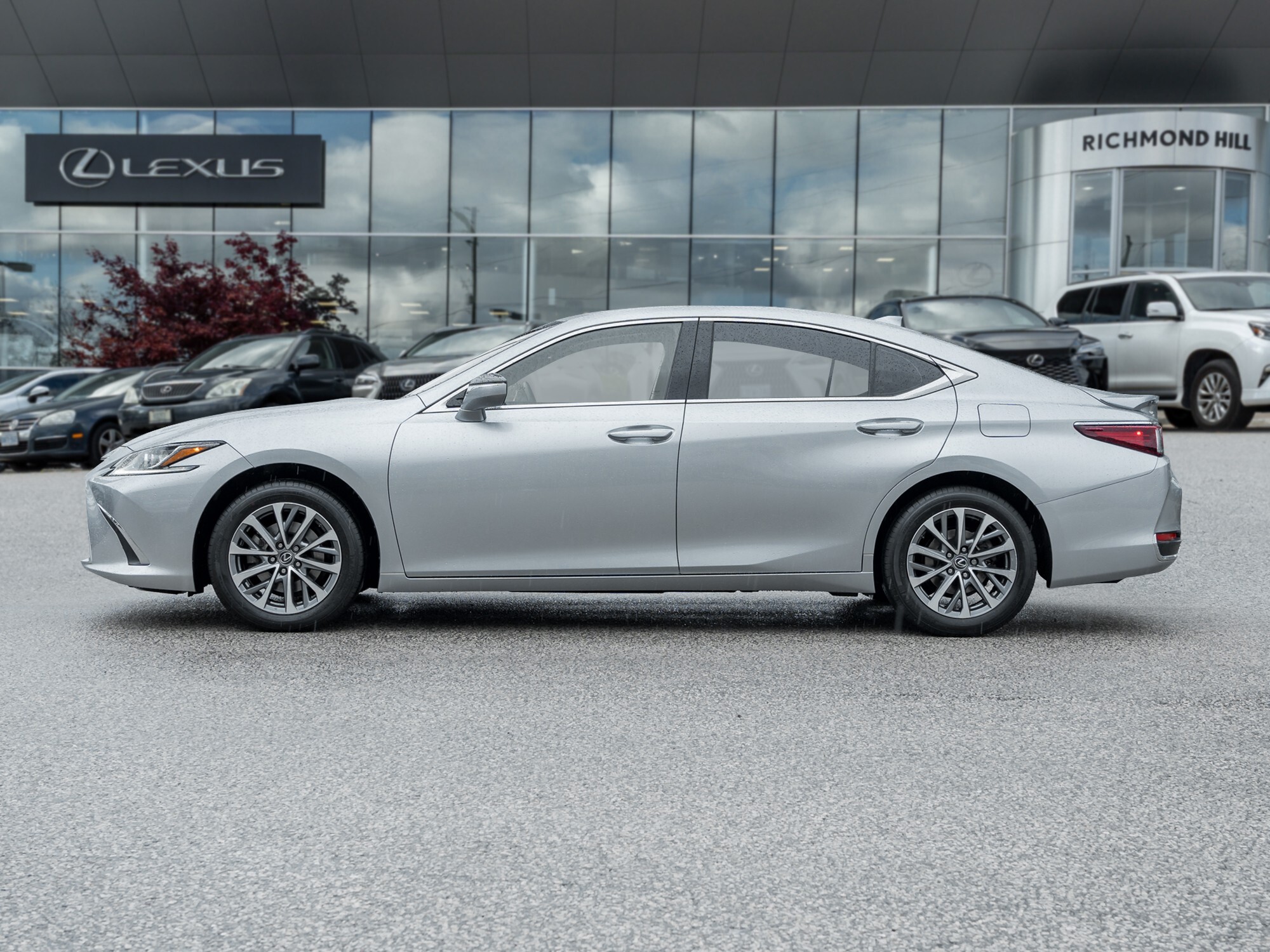 Lexus ES 2023