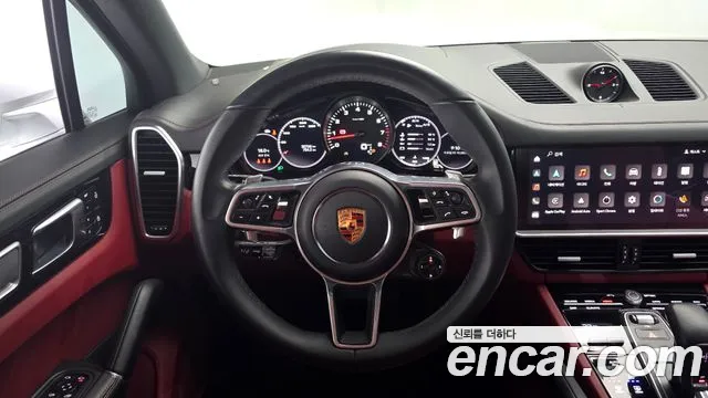 Porsche Cayenne 2022