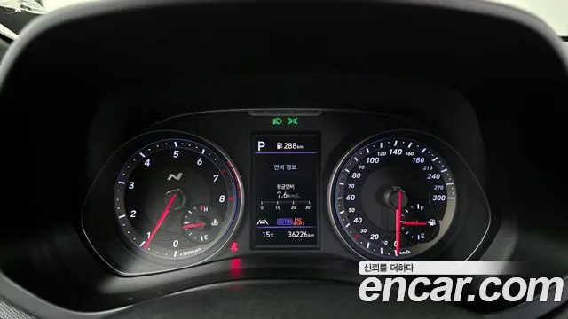 Hyundai Veloster 2020