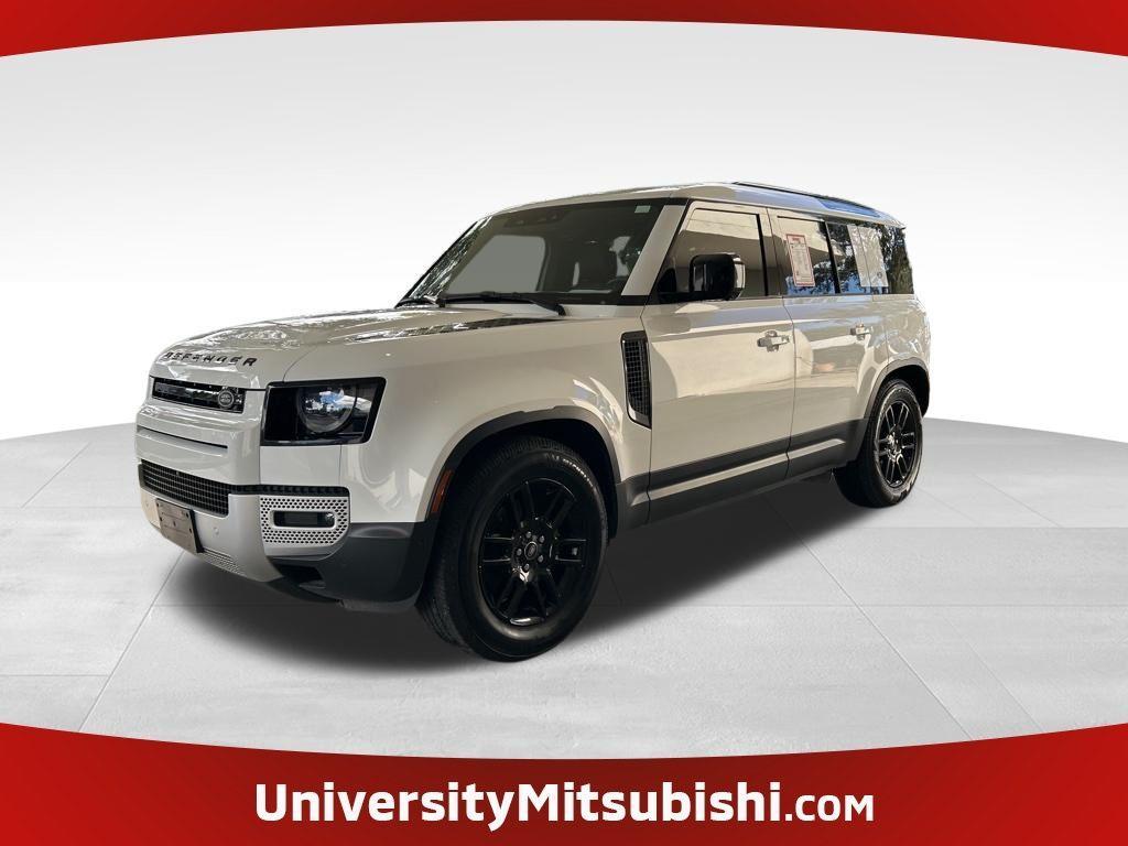 Land Rover Defender 2024