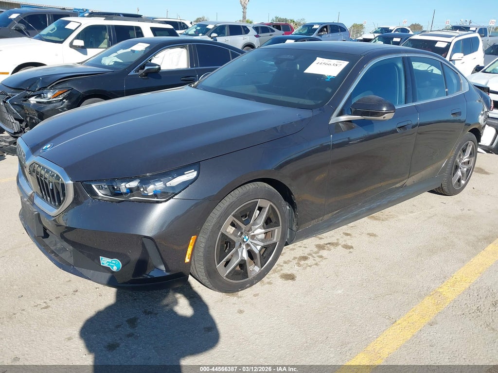 BMW i5 2025