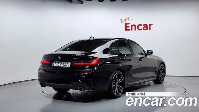 BMW 3 серии 2022