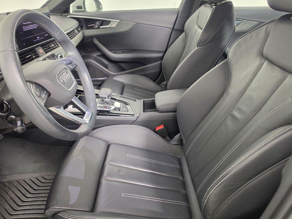 Audi A4 2023