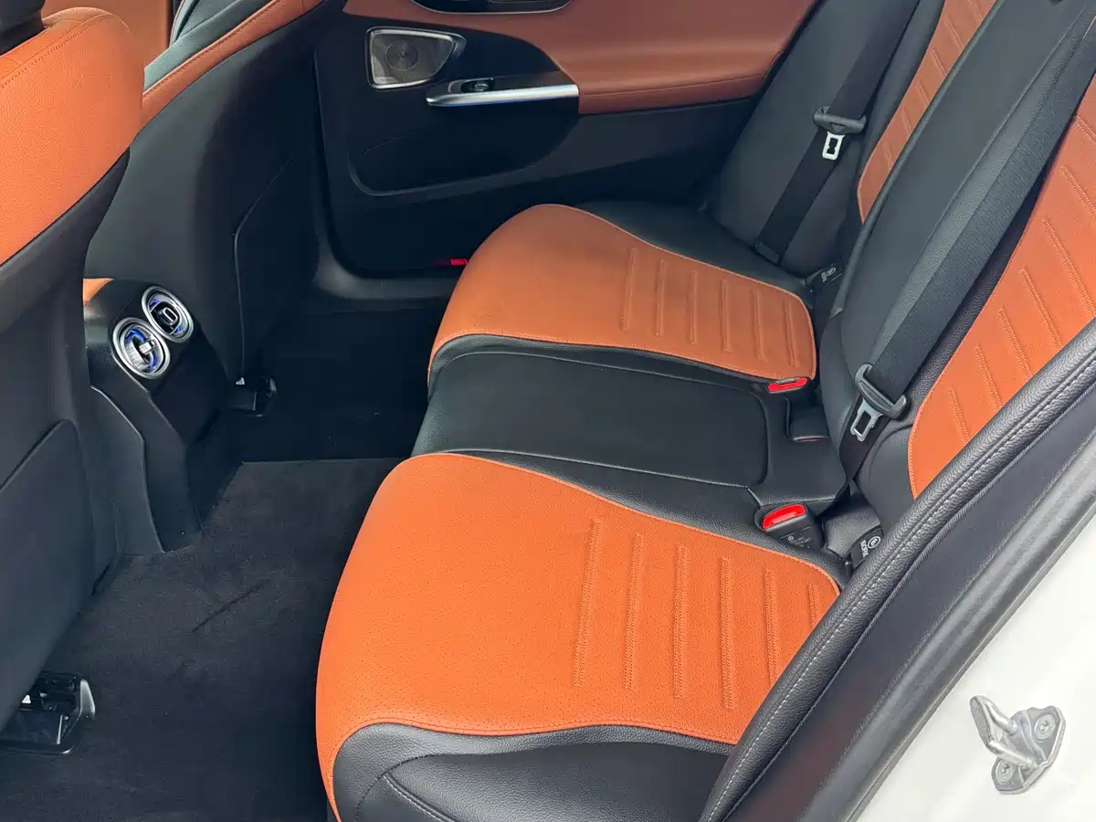 Mercedes-Benz C-Класс 2022