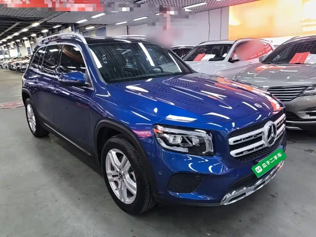 Mercedes-Benz GLB 2023