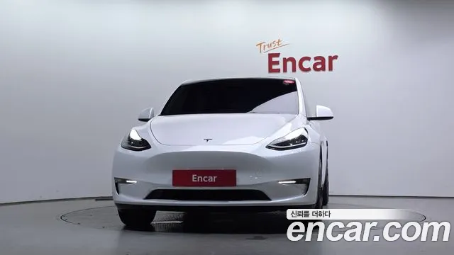 Tesla Model Y 2021