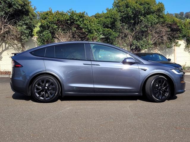 Tesla Model X 2022