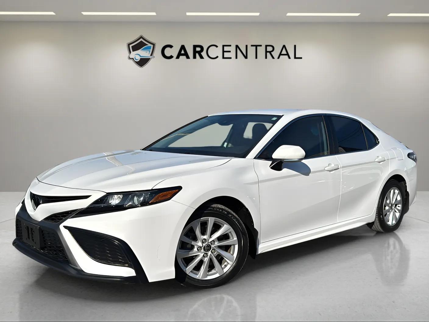 Toyota Camry 2021