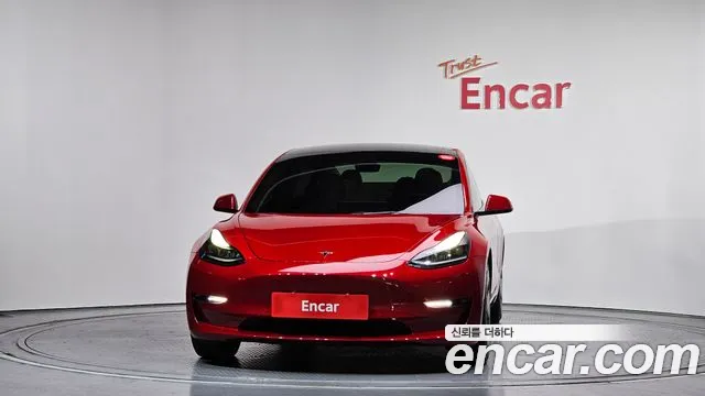 Tesla Model 3 2022