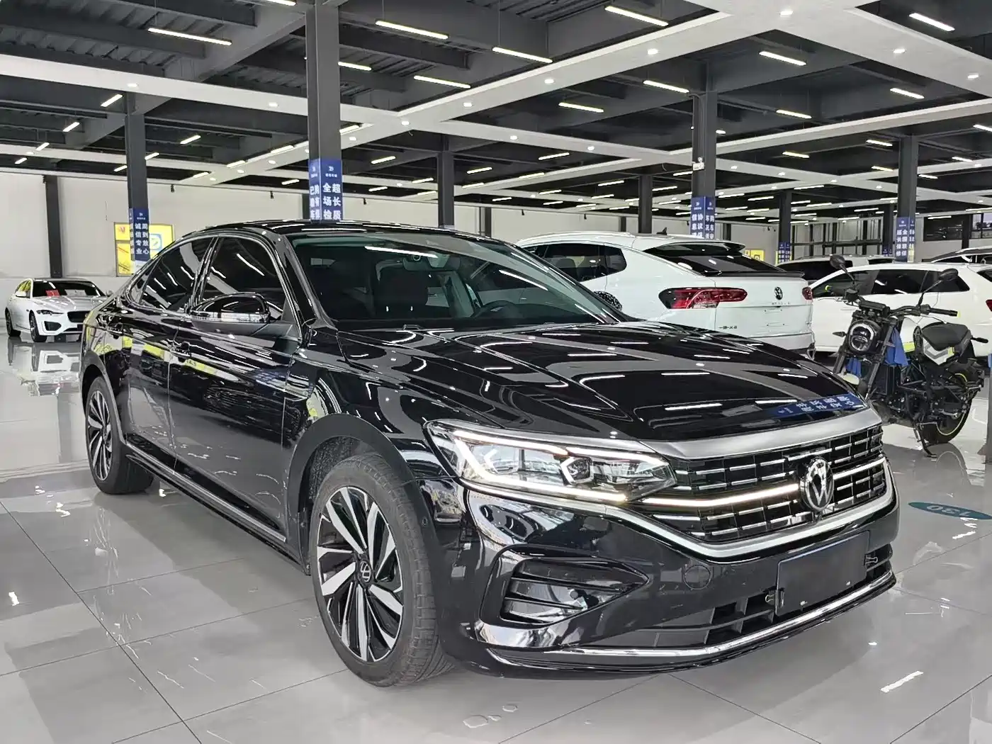 Volkswagen Passat 2024