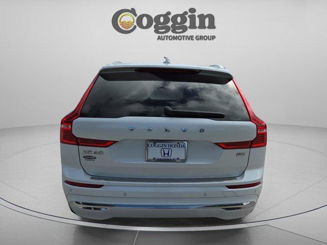 Volvo XC60 2022