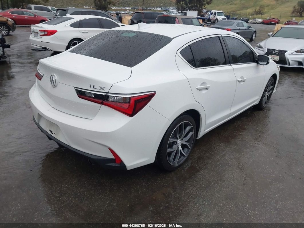 Acura ILX 2022