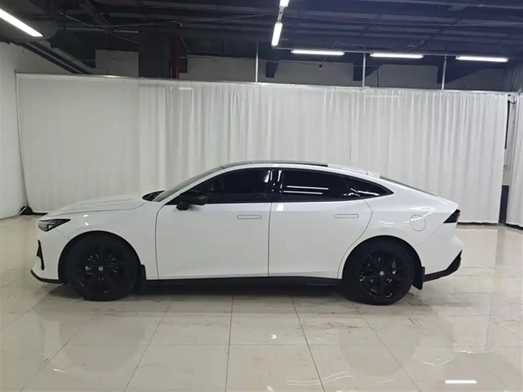 Changan UNI-V 2023