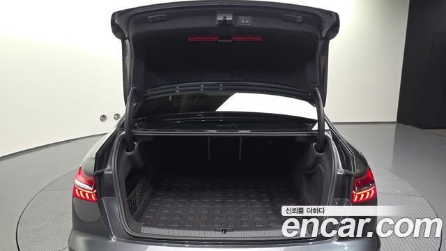Audi A6 2021