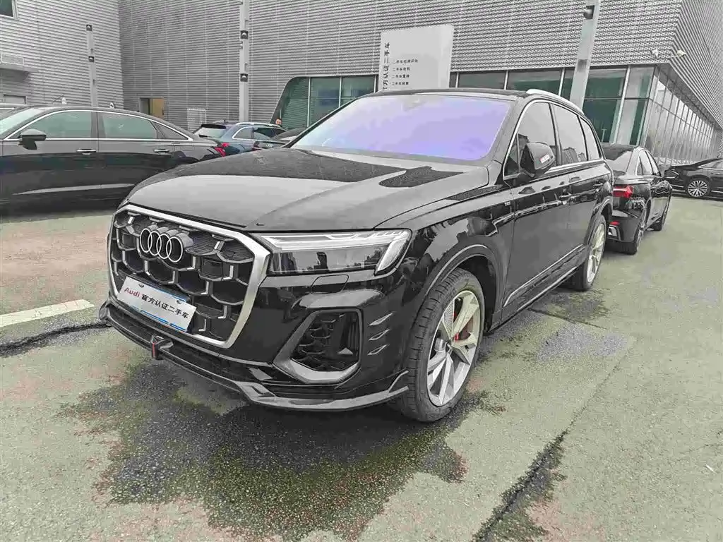 Audi Q7 2025