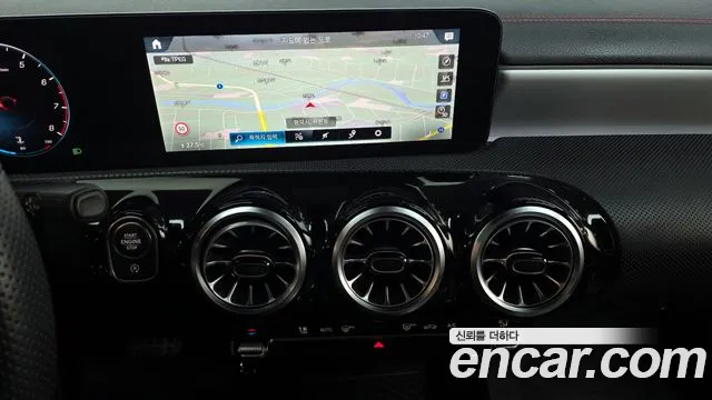 Mercedes-Benz CLA 2023