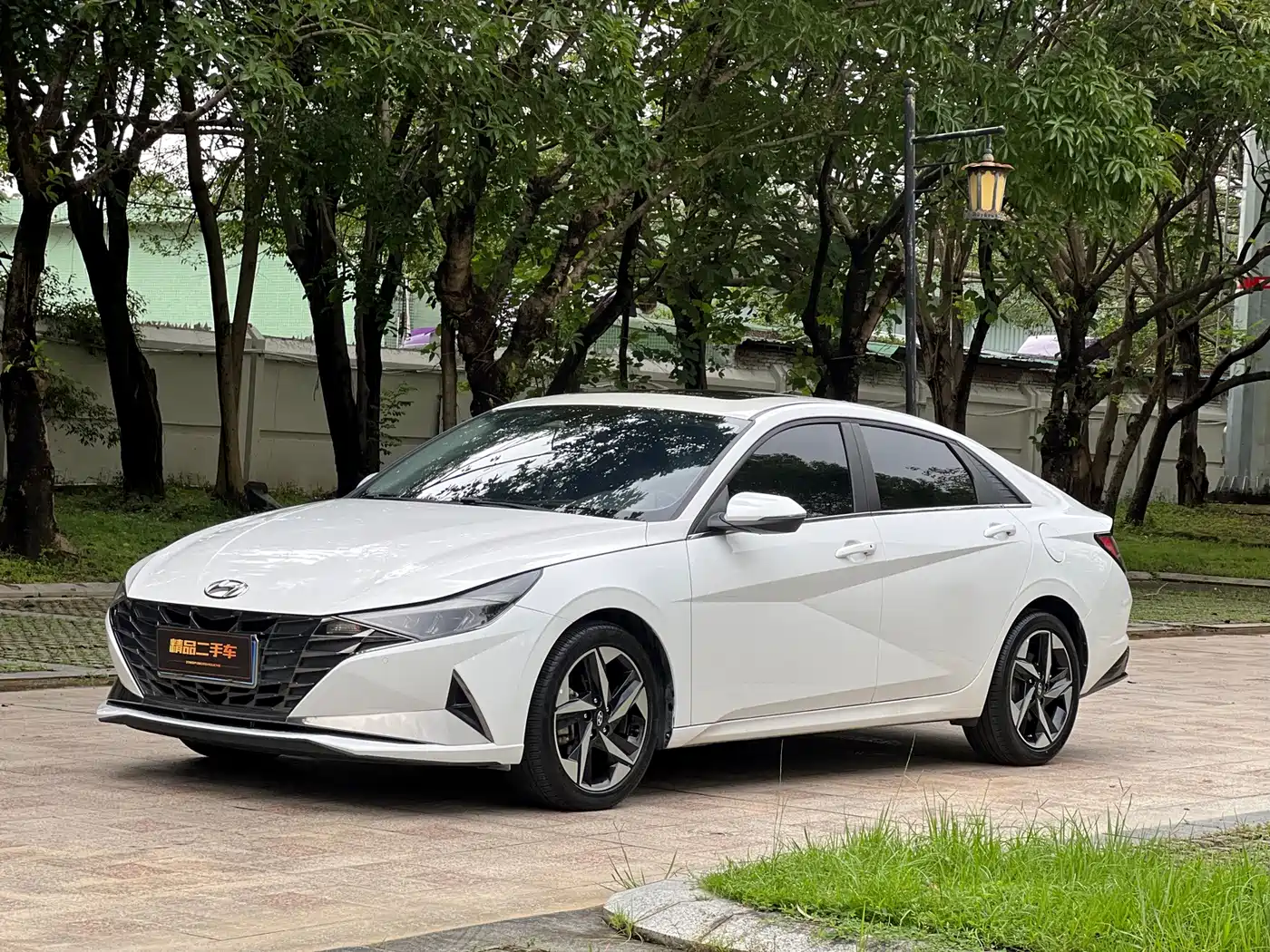 Hyundai Elantra 2021