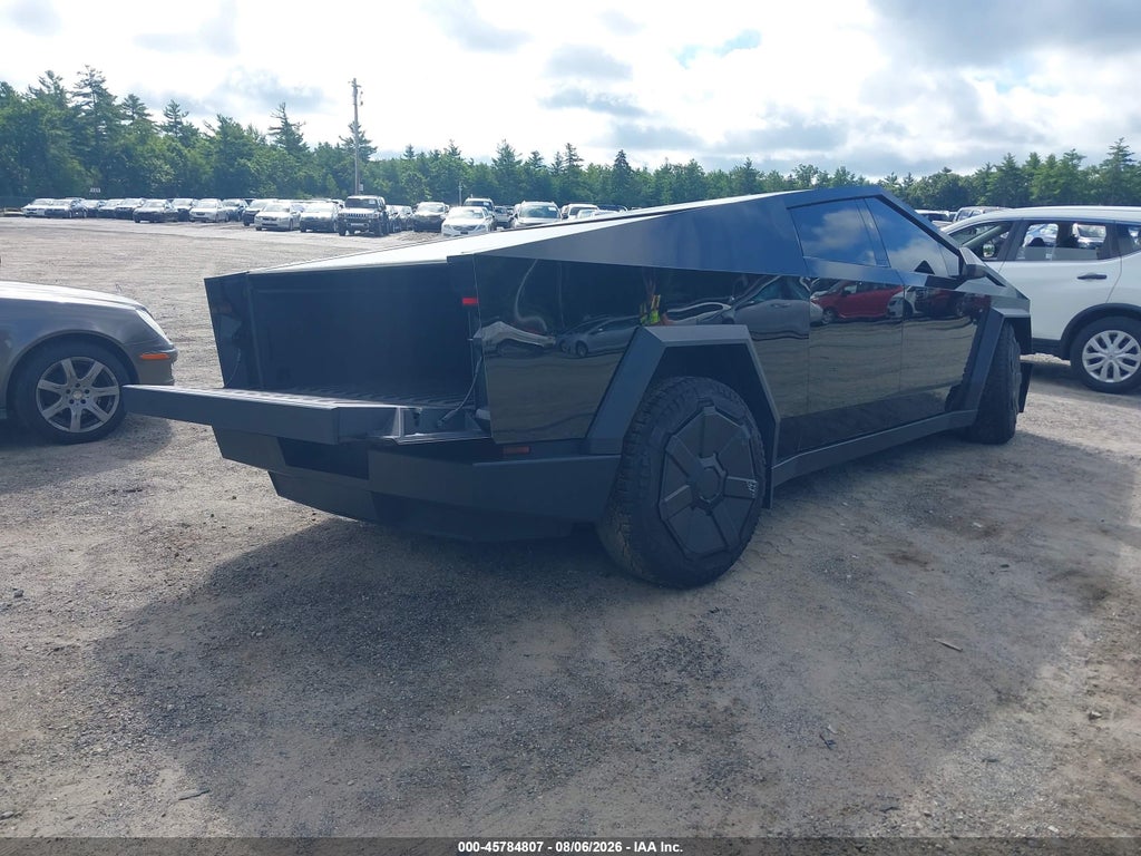 Tesla Cybertruck 2025