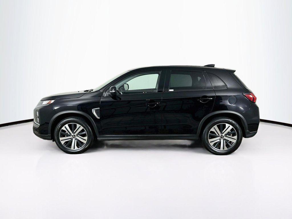 Mitsubishi Outlander Sport 2024