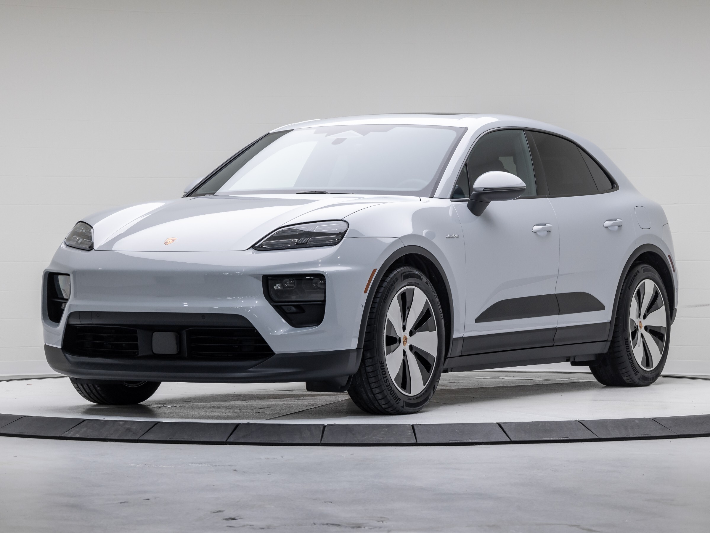 Porsche Macan 2024